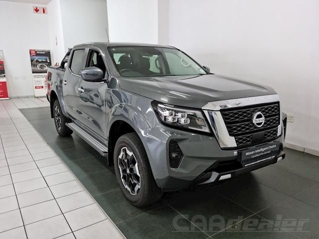 Used 2022 Nissan NAVARA 2.5DDTi LE 4X4 A/T D/C P/U 2.5 for Sale - 5 000 km